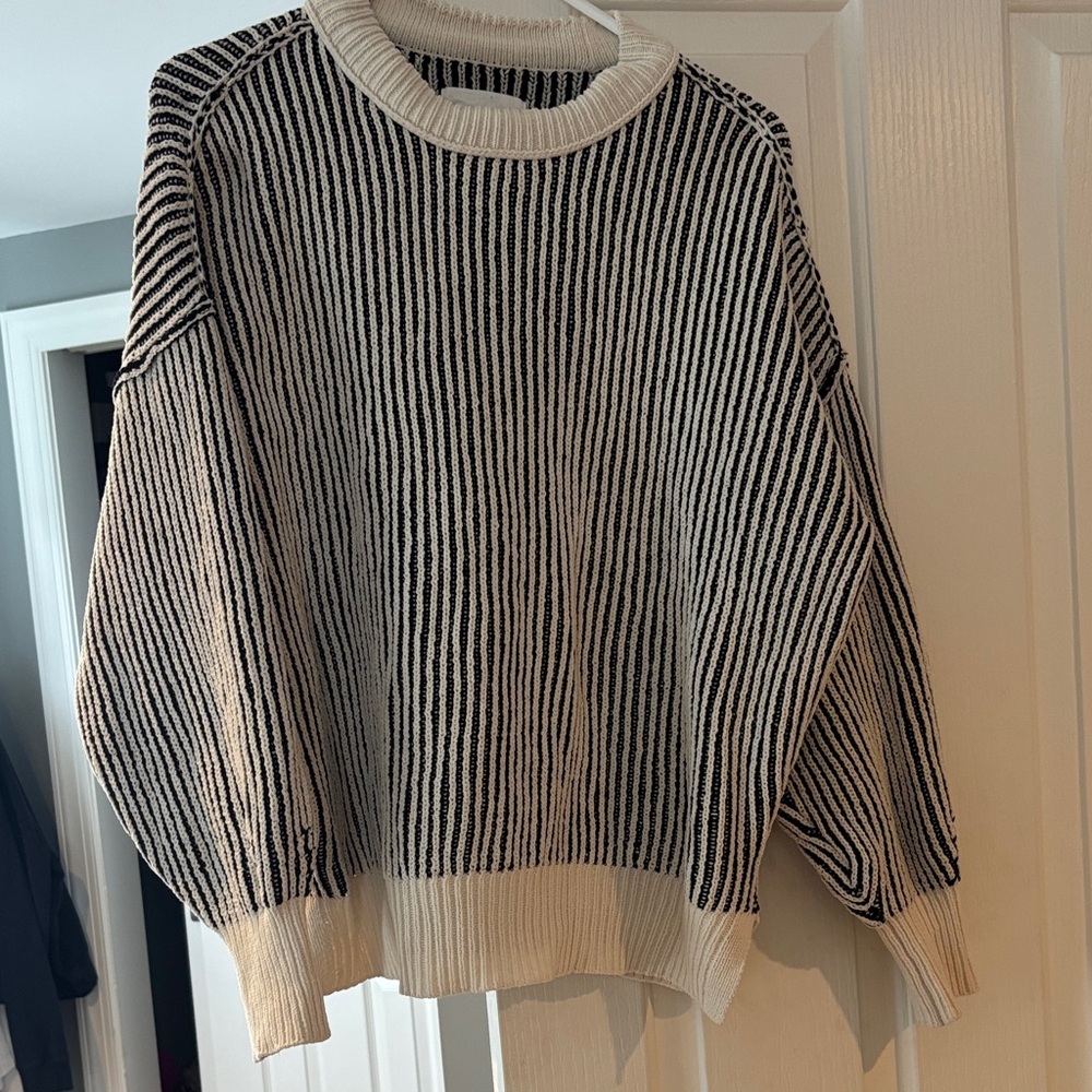 Aerie xs sweater